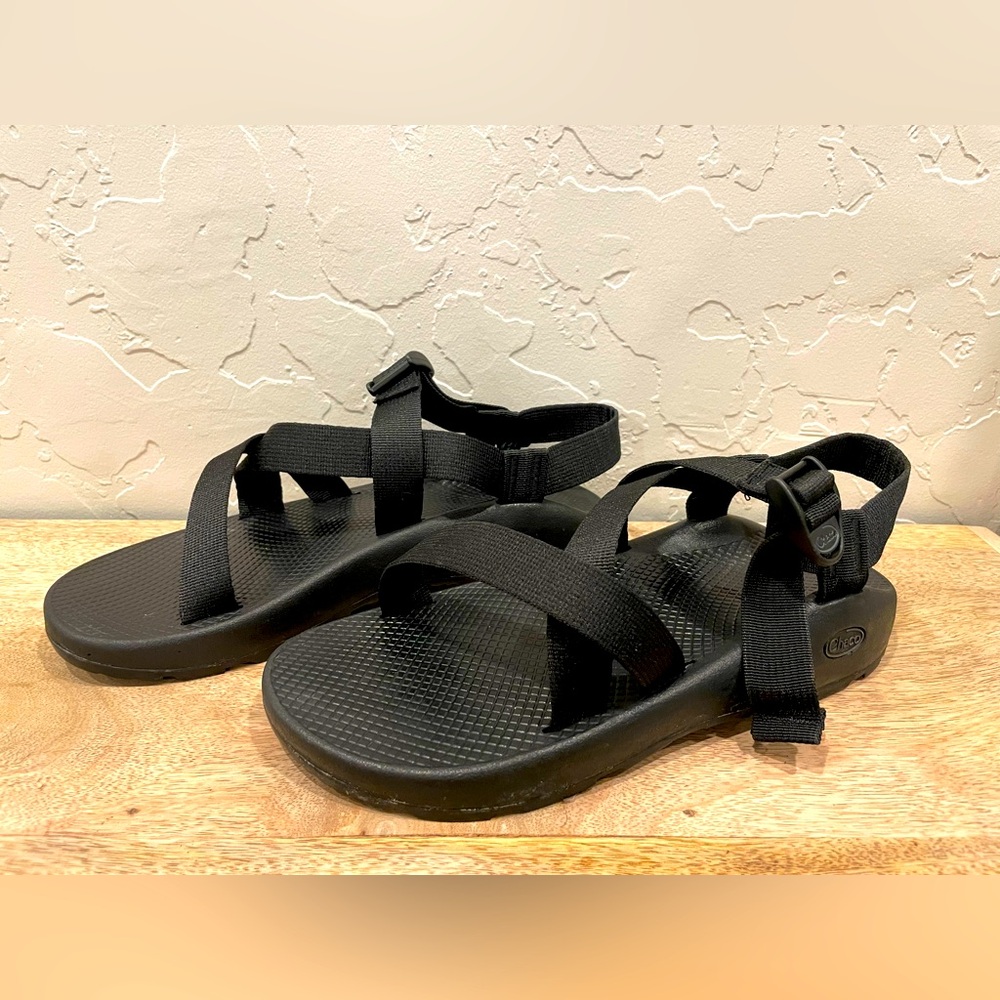 Mens Chaco Classic Outdoor Black‎ Walking Hiking Comfort Sandals Size 11